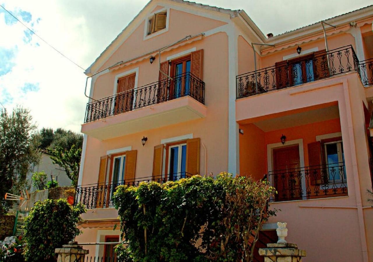 Korona Apartments Vathy  Buitenkant foto