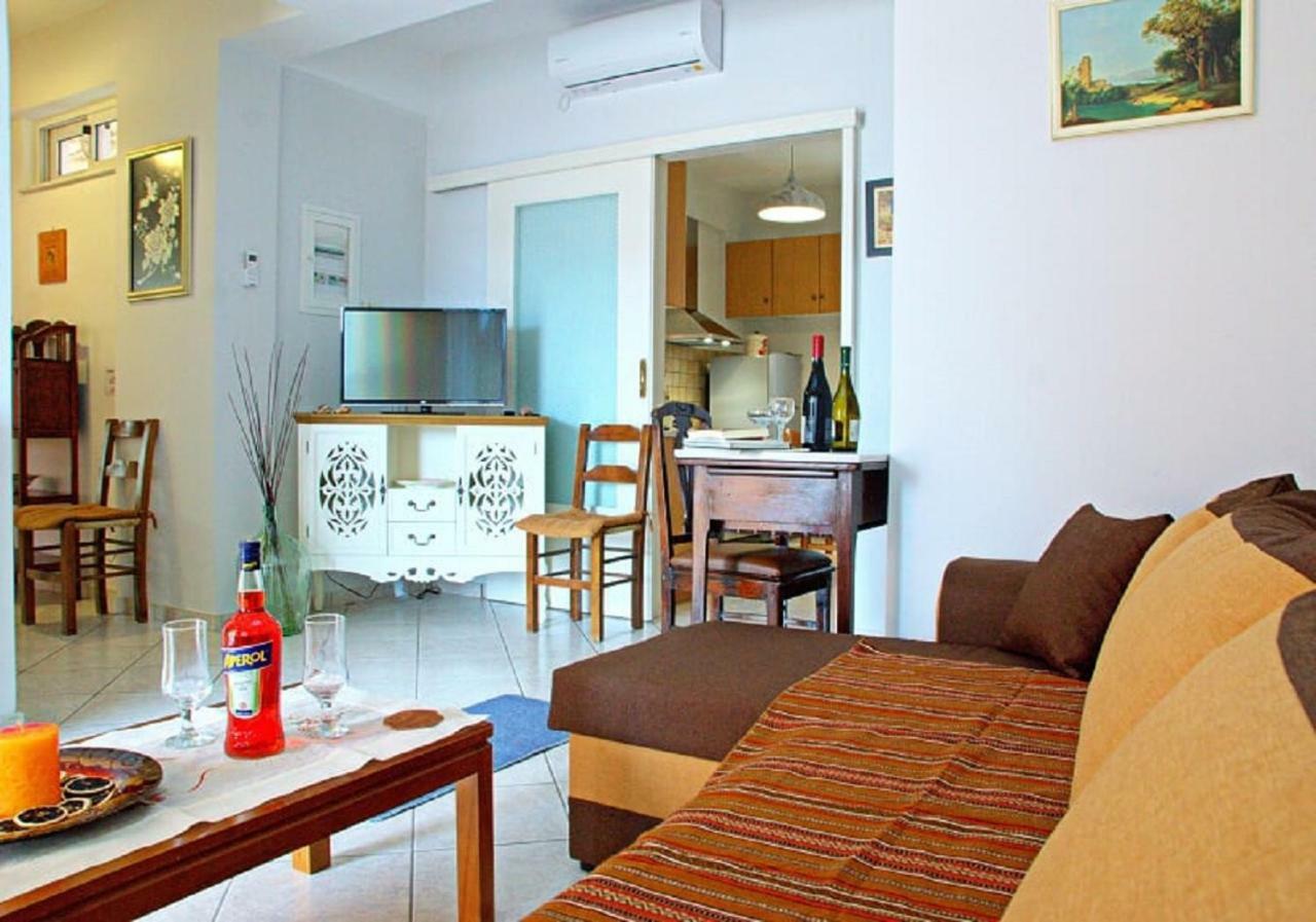 Korona Apartments Vathy  Buitenkant foto