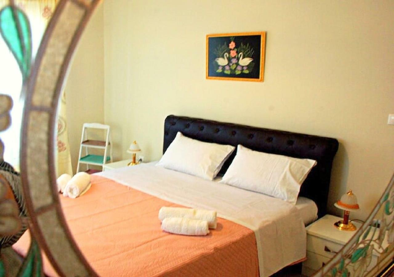 Korona Apartments Vathy  Buitenkant foto