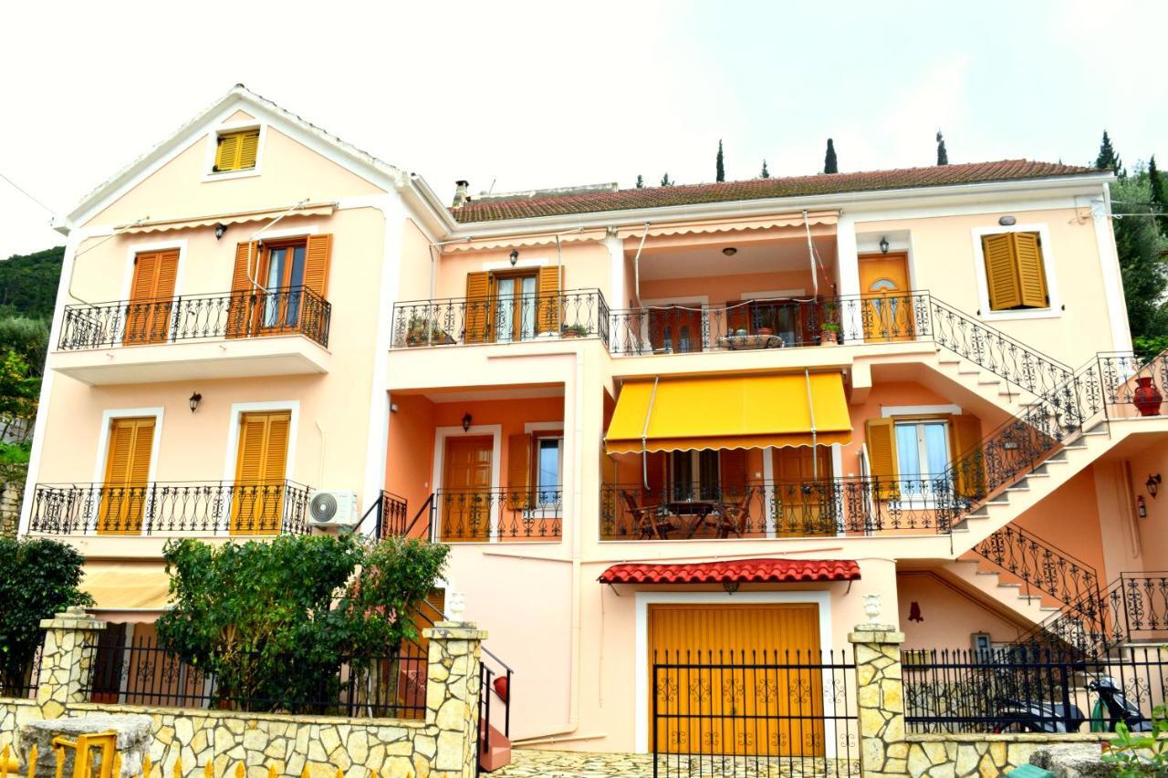 Korona Apartments Vathy  Buitenkant foto