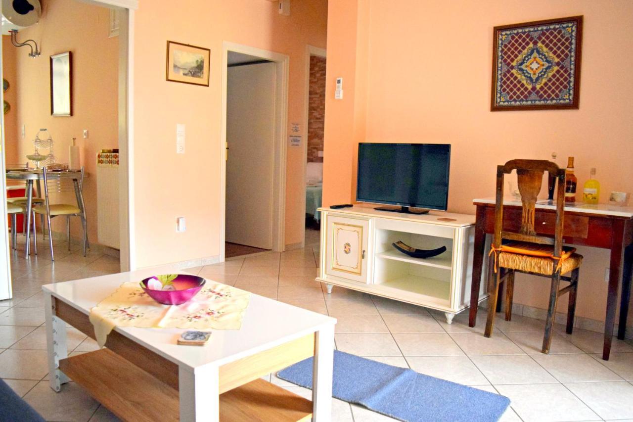 Korona Apartments Vathy  Buitenkant foto
