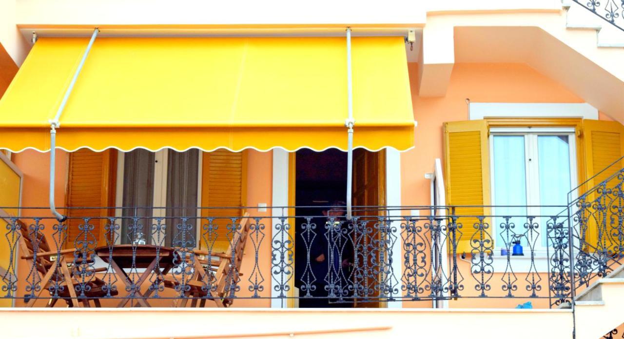 Korona Apartments Vathy  Buitenkant foto